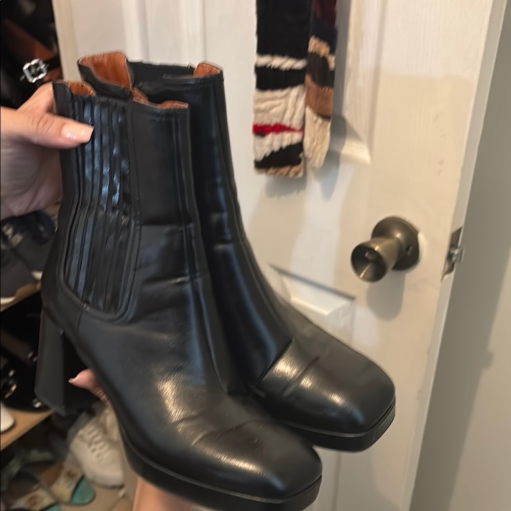 Elegant Black Leather Ankle Boots